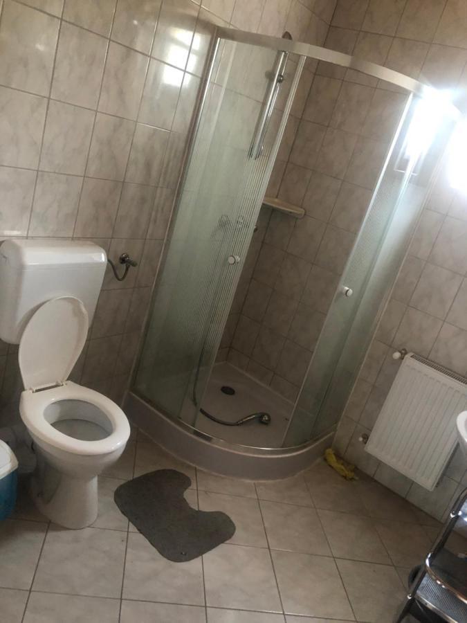 Zalakarosi Egerfa Nyaralohaz Foeldszinti Es Emeleti Apartman Zewnętrze zdjęcie