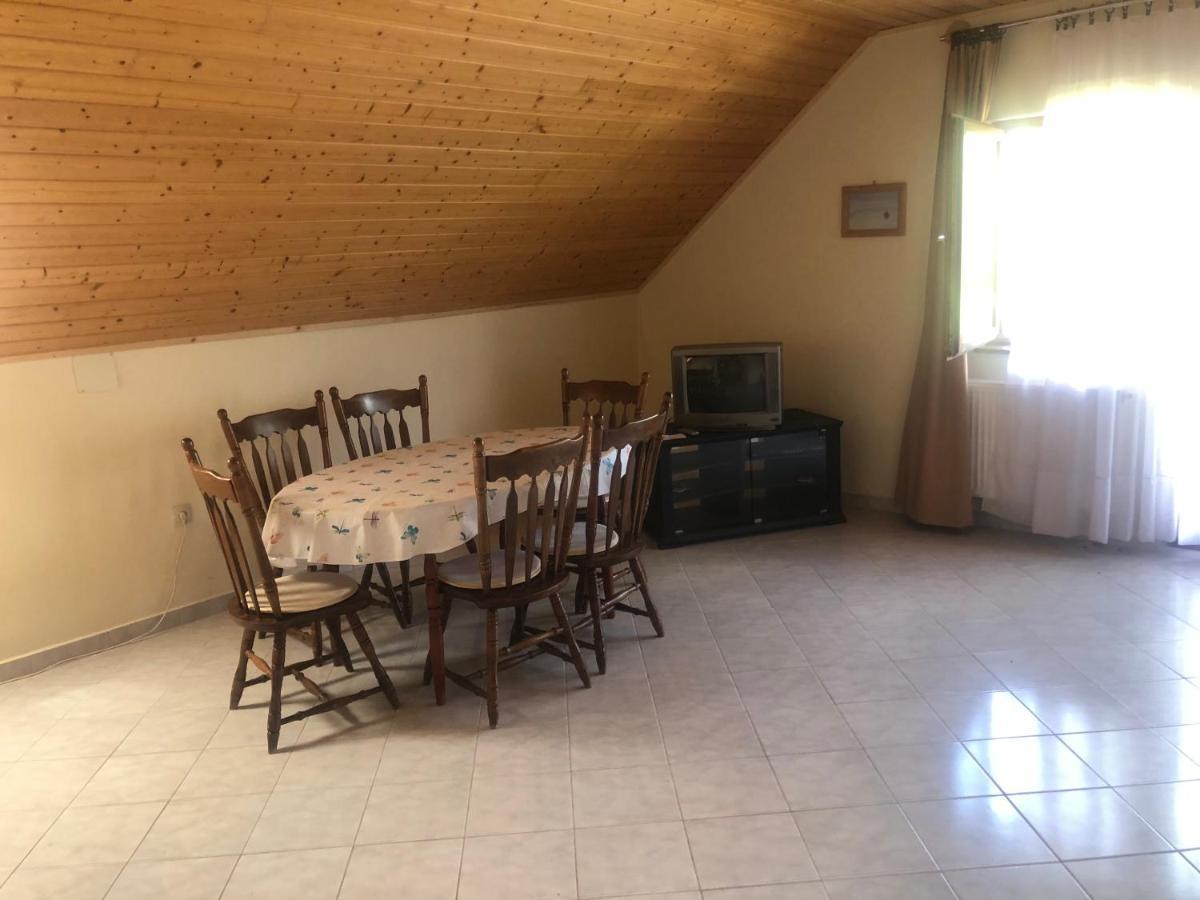 Zalakarosi Egerfa Nyaralohaz Foeldszinti Es Emeleti Apartman Zewnętrze zdjęcie